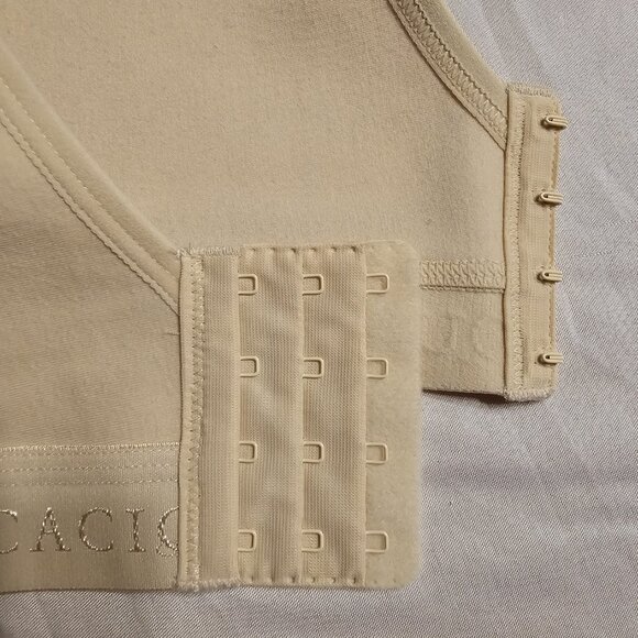 DONATING SOON Cacique No Wire Full Coverage Bra, Tan, Size 50DDD - Picture 6 of 10